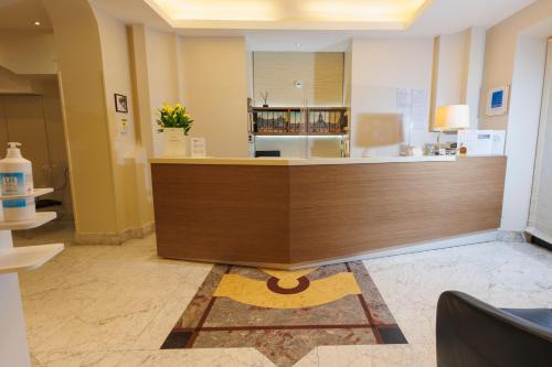 Hotel Camelia - image 7