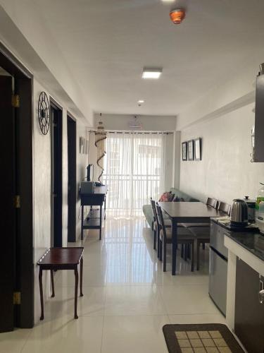 Burnham Hill Condominium