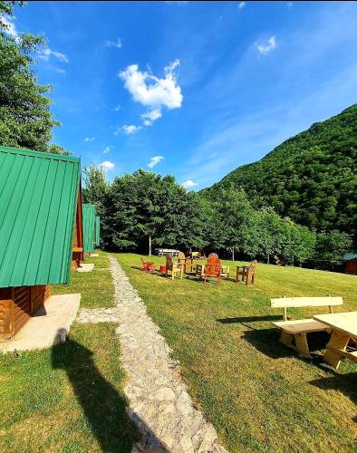 Grand Tara Rafting Resort in Hum