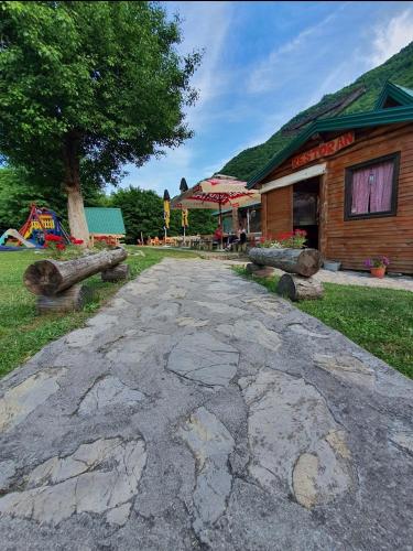 Grand Tara Rafting Resort in Hum