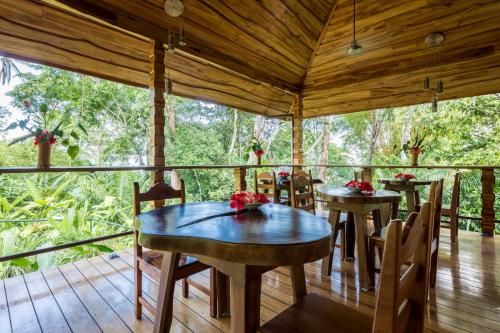 Restaurant, Drake Bay Getaway Resort by Sandglass in Drake Bay