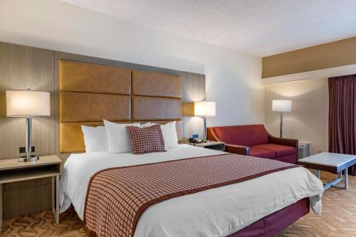 Best Western Plus Thousand Oaks Inn - image 9