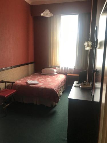 1 twin bed