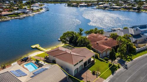 Sandy Bay - Pet Friendly Waterfront