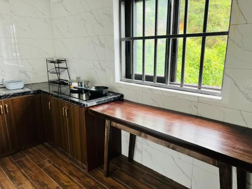 Sapa Grand Hills Hotel Apartments – Sa Pa, FL