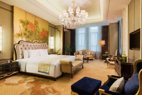 Wanda Realm Chifeng Hotel
