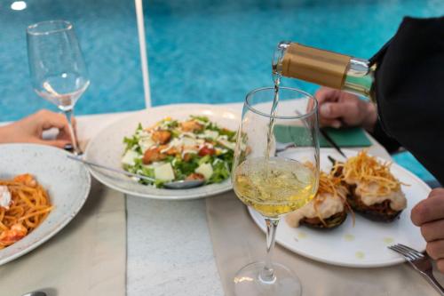 Mossa Well Being Hotel - image 9