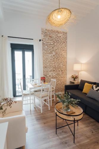 One&Lux Puñonrostro Bright Minimalist Central Home 2