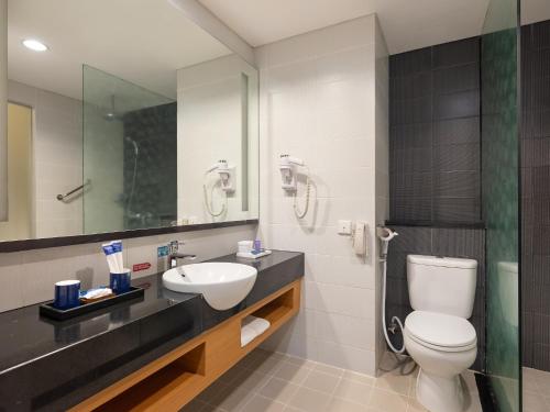 Aston Solo Hotel Room Type - Deluxe Double Room