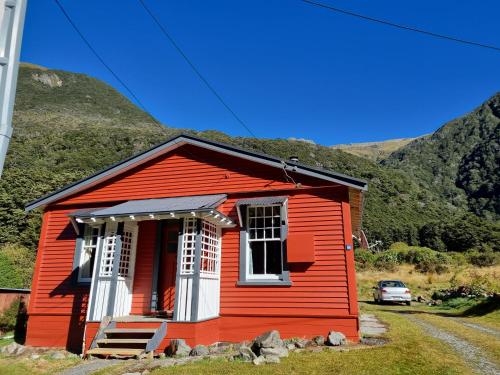 ทัศนียภาพภายนอกโรงแรม, The Tussocks, Arthur's Pass in อาเธอร์สพาสส์