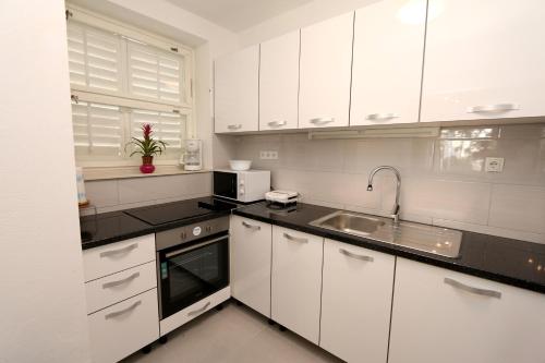 Apartment Mira Lapad 4