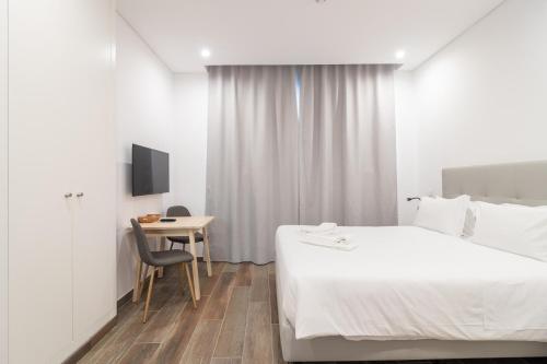 Roots Hotel - image 6