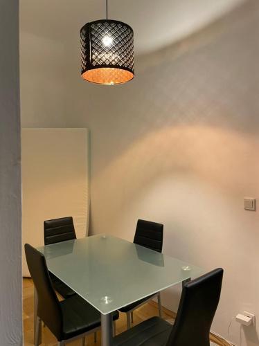 Designer Apartment, 5 min to City Center