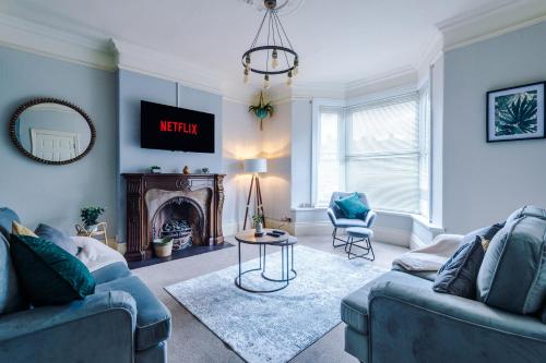 House with Double Rooms- outside dining area, free driveway parking in a quiet location gîte à louer Holmesfield