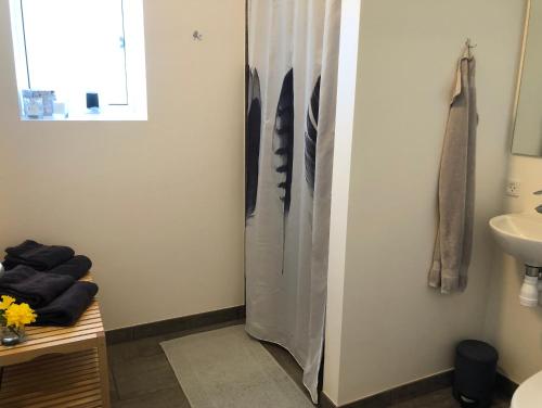  Yggdrasil Guest Lodge in Gudhjem