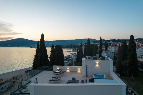 Ero on the beach, Trogir (fotografie 2)