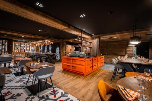 Restaurant, Hotel Neve in Morzine