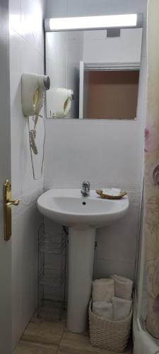 Hostal Romero - image 6