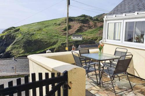 Ocean View Portloe - image 10