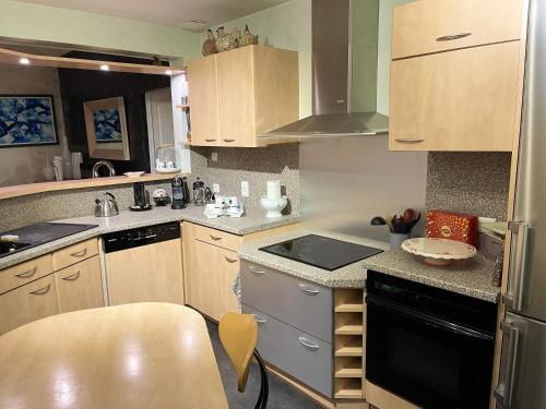 Konyha, Appartement cosy avec jacuzzi à Plaimbois-du-Miroir, 70 m² (Appartement cosy avec jacuzzi a Plaimbois-du-Miroir, 70 m²) in Consolation-Maisonnettes