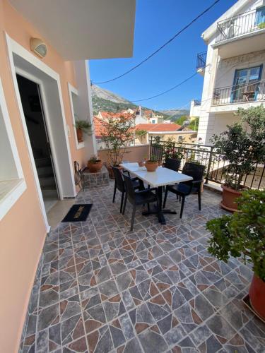 Pelagias Apartments 3