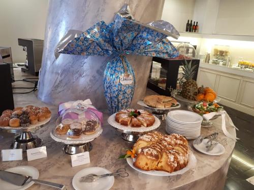 The Moon Boutique Hotel - image 4