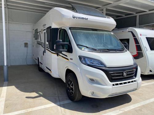 Magnífica autocaravana Adria Matrix Axess 670SL, Granada (fotografie 3)