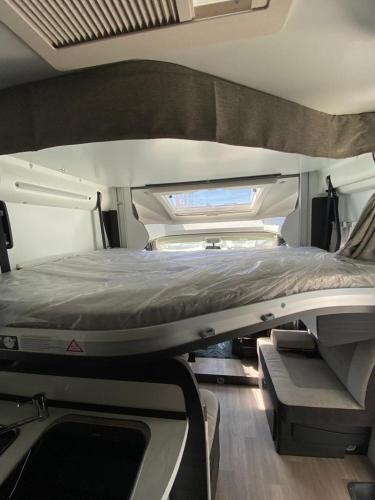 Magnífica autocaravana Adria Matrix Axess 670SL, Granada (fotografie 6)