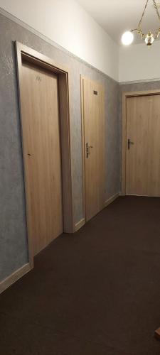 Фойє, Hotel Wanda in Кентшин