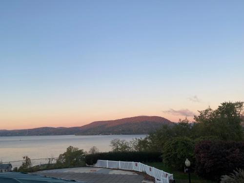 Inn on the Hudson - image 12