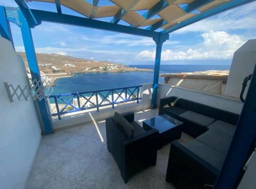 Fantastic View Kythnos suites & studios