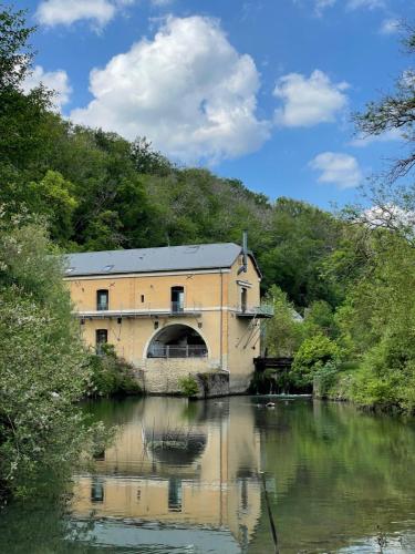 Le Moulin de cherré gîte bleu - Location saisonnière - Aubigné-Racan