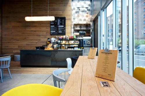 Staycity Aparthotels Manchester Piccadilly - image 9