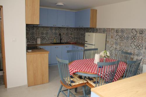 COUNTRY HOUSE ERDUT in Aljmas