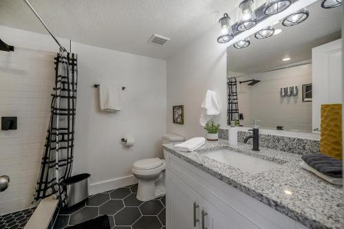 NOW AVAILABLE Renovated Seminole Heights Beauty in Tampa, USA