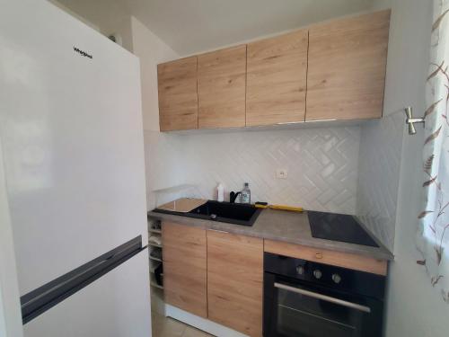 MIOUGRANO Studio 4 Personnes 29m2 - image 3