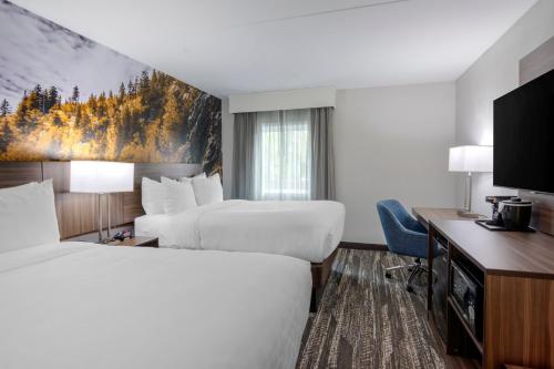 Clarion Pointe Charlottesville Clarion Pointe Charlottesville