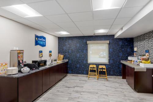 Clarion Pointe Charlottesville Clarion Pointe Charlottesville