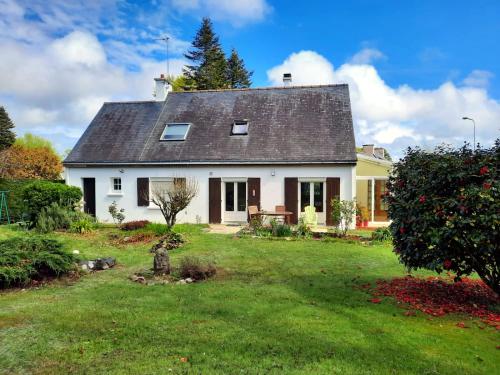 Maison familiale avec grand jardin - proche mer - Location saisonnière - Crach