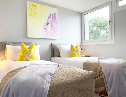 Pentland House - image 6