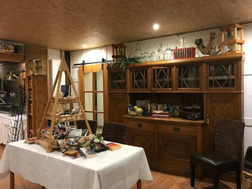 Schumacher's Landhaus - image 13