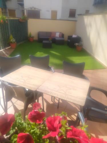  Jaca centro, 3 hab, terraza, WIFI y garaje in Jaca