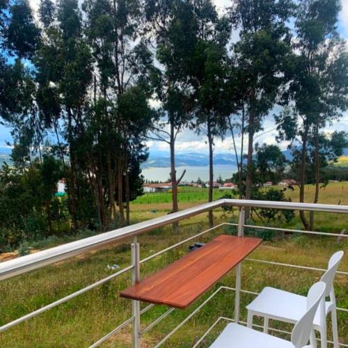 Glamping en Guatavita para Parejas con Vista al Embalse