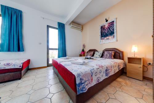Sunny Grapes Apartments - image 12