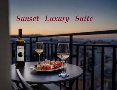 Sunset Luxury Suite - Rooftop Apartment in the City Center