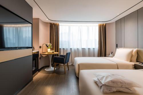2 twin beds