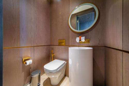 EDEN'S Homes & Villas - FIVE Palm Residences