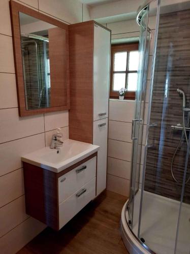 Duša, Holiday home in Semic Kranjska Krain 42896 in Štrekljevec