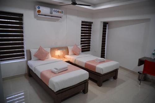 Chandra Inn