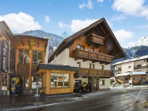 Apartment in Huben near Ski Slopes in Längenfeld, Österreich